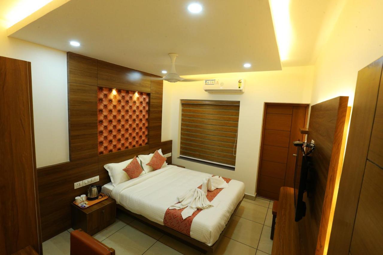 Ahlan Luxury Rooms Kochi Luaran gambar