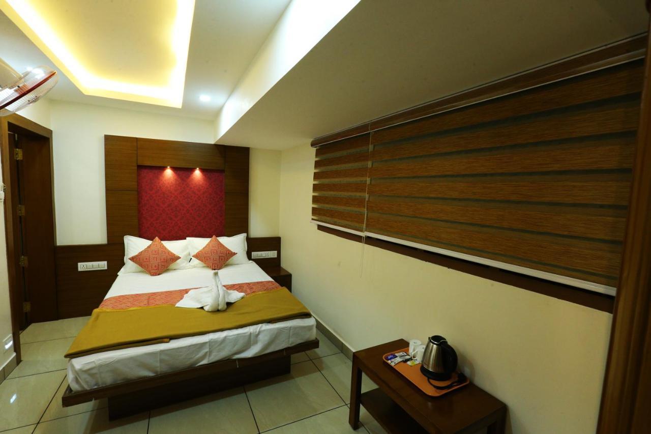 Ahlan Luxury Rooms Kochi Luaran gambar